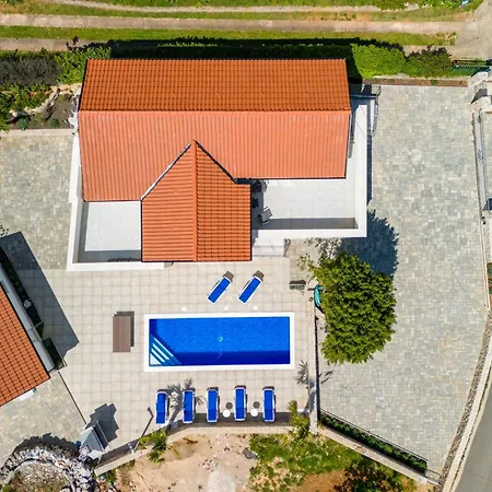 Volta Lm Apartment *